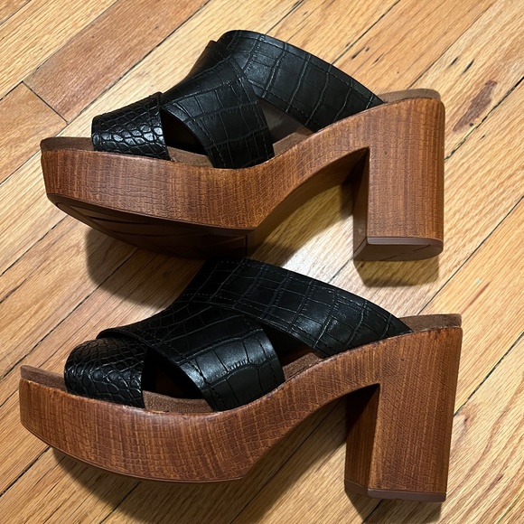 Platform Wood Heel Sandal SZ 10M - Picture 2 of 9